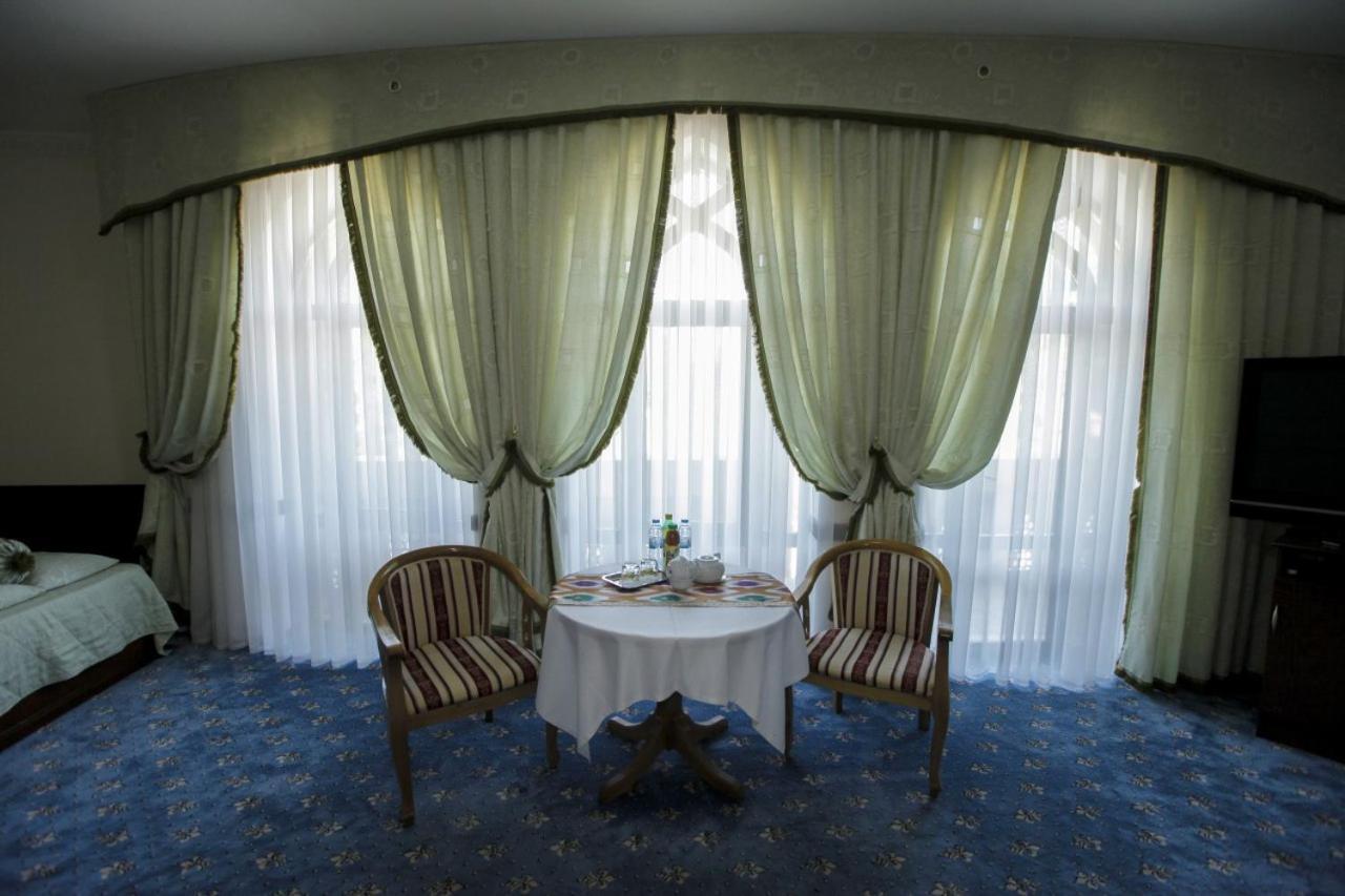 Sultan Hotel Bukhara Bagian luar foto